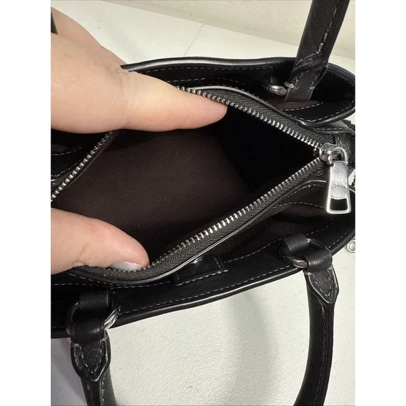 Coach Zuri MINI Crossbody Silver/Black CM186 Hang Tag And Strap Included